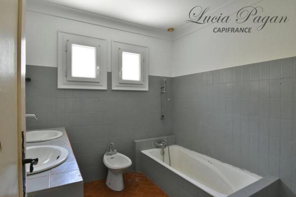 Maison à vendre 12 pièces LODEVE (34)