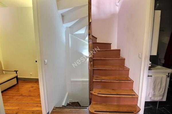 MONTREUIL, 260 METRES DU METRO CROIX DE CHAVAUX, MAISON DE VILLE ENTIEREMENT RENOVEE.