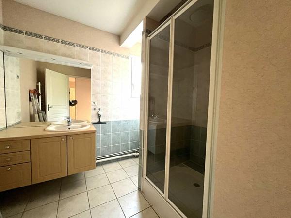Appartement à louer    4 pièces • 87,20 m2    Mâcon