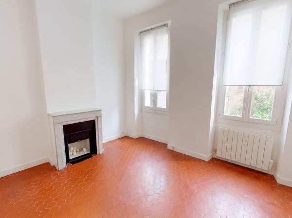 T2 de 47 m² à Marseille 8e, 1 chambre, idéal investissement ou pied-à-terre