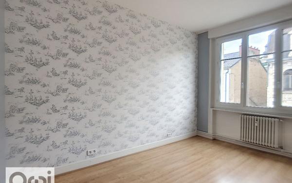 Appartement à louer    4 pièces •  Montluçon