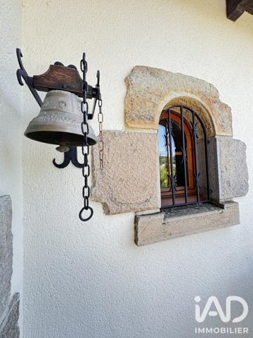 Maison à vendre 4 pièces 115 m² Neuvéglise-sur-Truyère