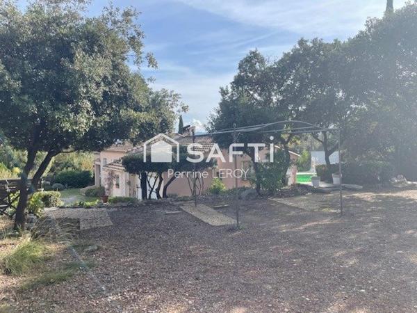 Trans en Provence, villa traditionnelle de plain pied de 145m² sur une parcelle de 2945m².