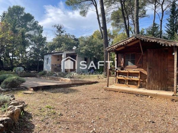 Trans en Provence, villa traditionnelle de plain pied de 145m² sur une parcelle de 2945m².