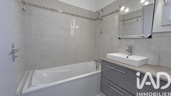 Appartement à vendre 4 pièces 69 m² Bourg-Saint-Andéol