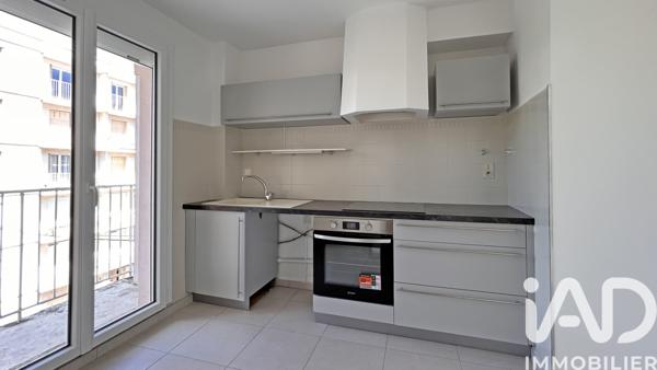 Appartement à vendre 4 pièces 69 m² Bourg-Saint-Andéol