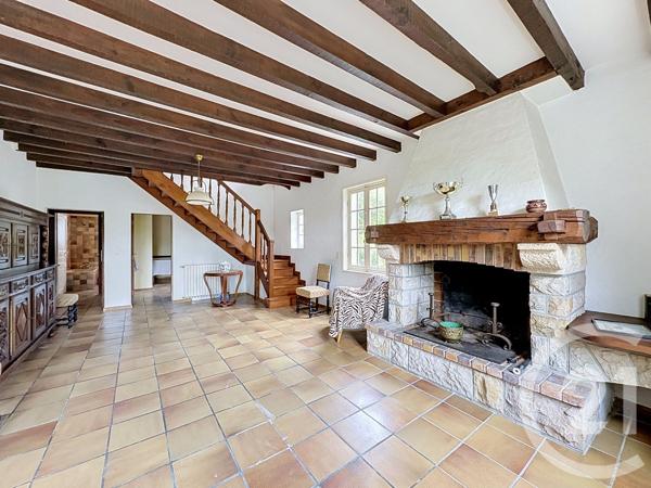 Maison à vendre  8 pièces - 181,34 m 2   ARCANGUES  - 64