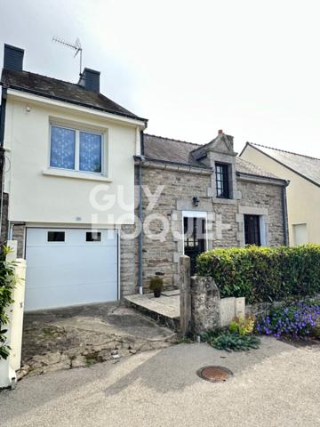 Maison bourg Elven de 78 m² de surface habitable, terrain clos de 451 m², avec un grand potentiel