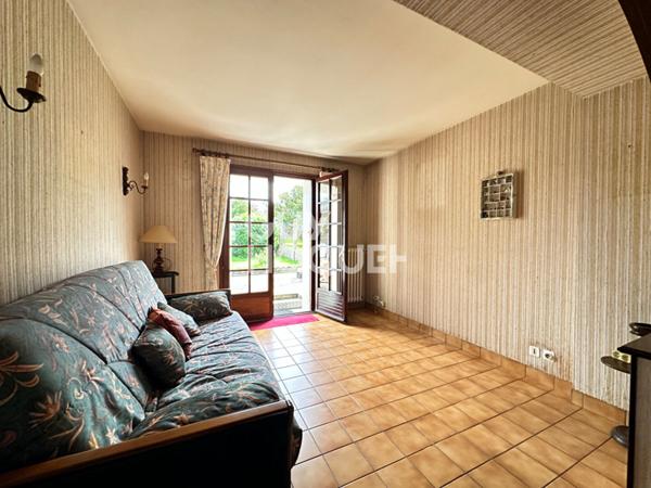 Maison bourg Elven de 78 m² de surface habitable, terrain clos de 451 m², avec un grand potentiel