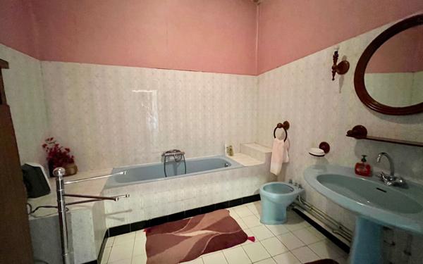 Maison à vendre    6 pièces •  Mèze