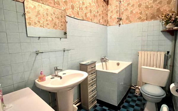 Maison à vendre    6 pièces •  Mèze