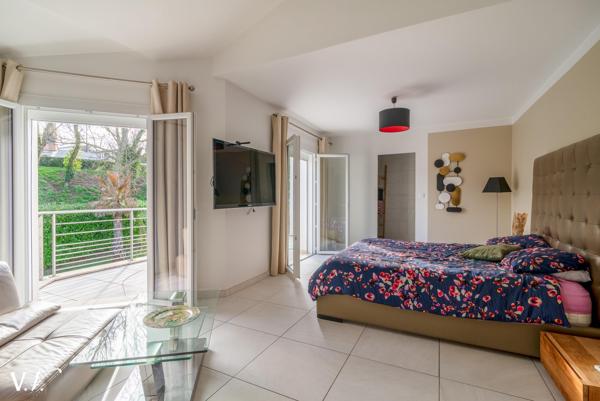 Ramonville centre maison T7 de 220 m² avec piscine