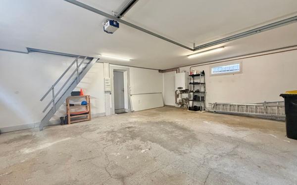 Maison à vendre    6 pièces • 141 m2 Gevrey-Chambertin