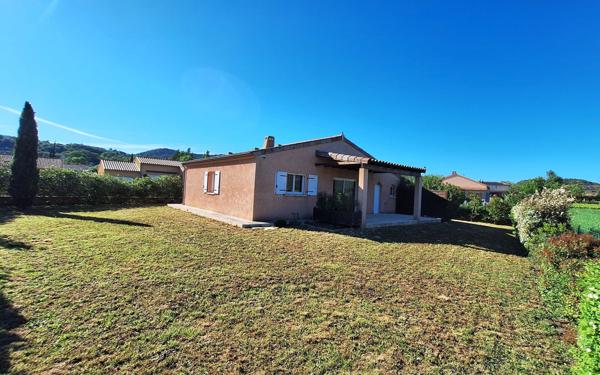 Maison à vendre    4 pièces •  Vallon-Pont-d'Arc