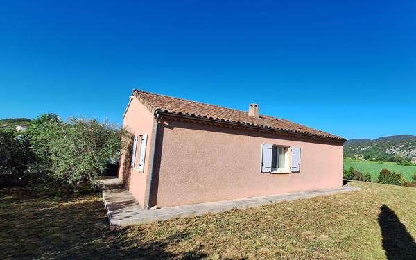 Maison à vendre    4 pièces •  Vallon-Pont-d'Arc
