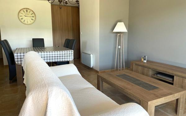 Maison à vendre    4 pièces •  Vallon-Pont-d'Arc