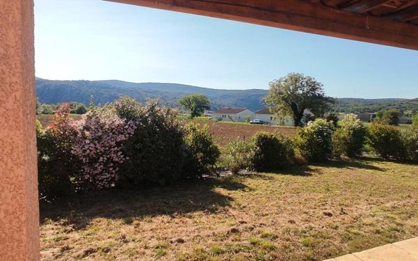 Maison à vendre    4 pièces •  Vallon-Pont-d'Arc