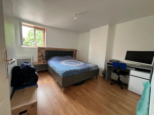 Exclusivité Meilleursbiens ,Idéal primo- accédant , Maison avec cour et Parking à Là Bassée