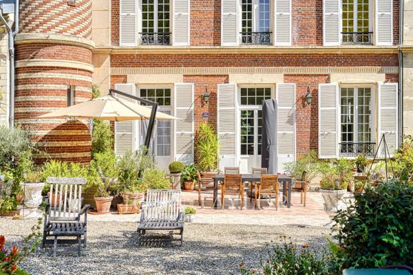 Maison de maître proche centre ville l'Isle Adam