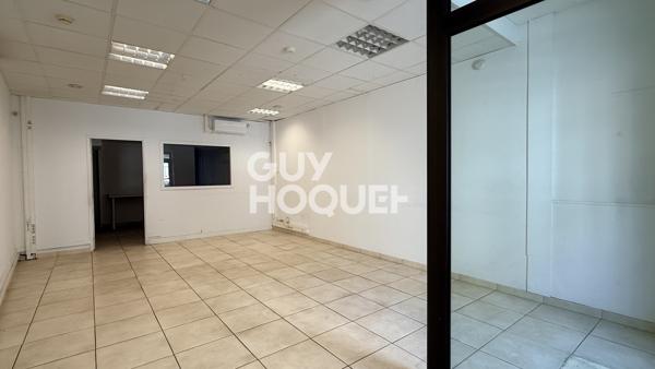 Local commercial 81 m² de plain-pied, cœur d'Elne, rue Nationale