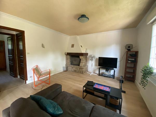 A LOUER - Chambre pour colocation dans une grande maison à LANVALLAY - AXE DINAN - RENNES