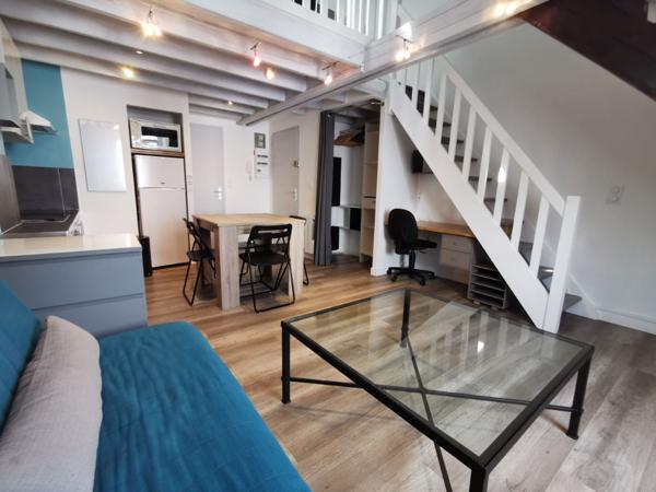 Vannes - T2 meublé en duplex