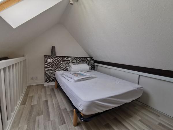 Vannes - T2 meublé en duplex