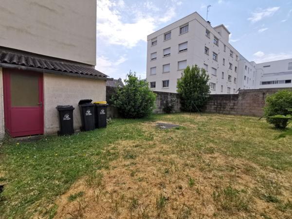Vannes - T2 meublé en duplex