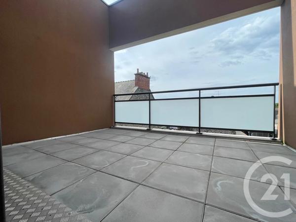 Appartement T4 à vendre  4 pièces - 84 m 2   FOUGERES  - 35