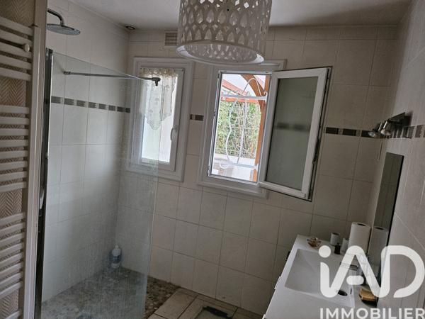 Maison à vendre 4 pièces 88 m² Saint-Julien-les-Villas