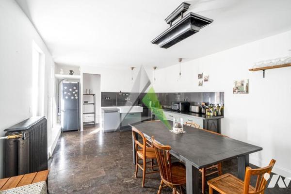 75012 Paris - Maison atypique de 3 chambres sur cour 