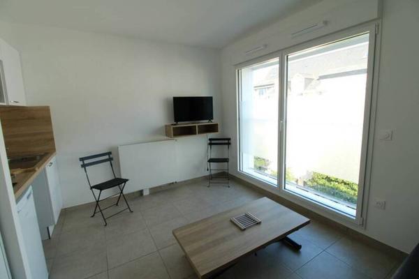 Appartement 1 pièce                                        - 44000 Nantes Réf : 12025