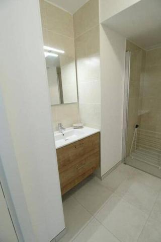 Appartement 1 pièce                                        - 44000 Nantes Réf : 12025
