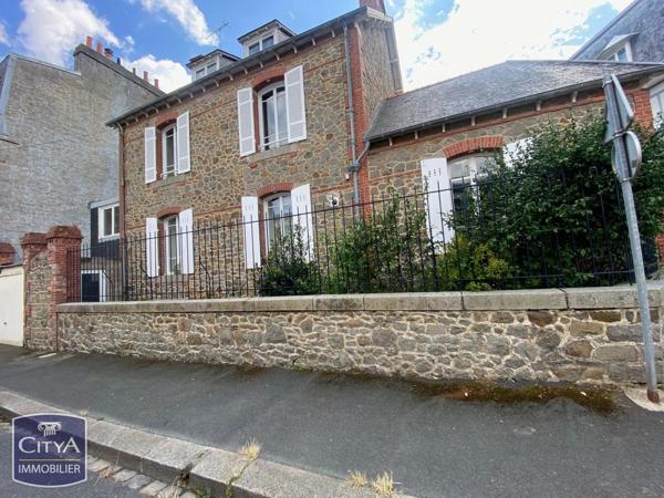 Maison à vendre 12 pièces 230m² Saint-Brieuc (22000)