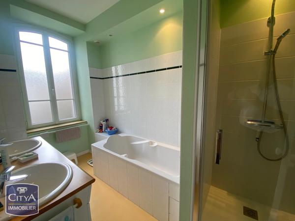 Maison à vendre 12 pièces 230m² Saint-Brieuc (22000)