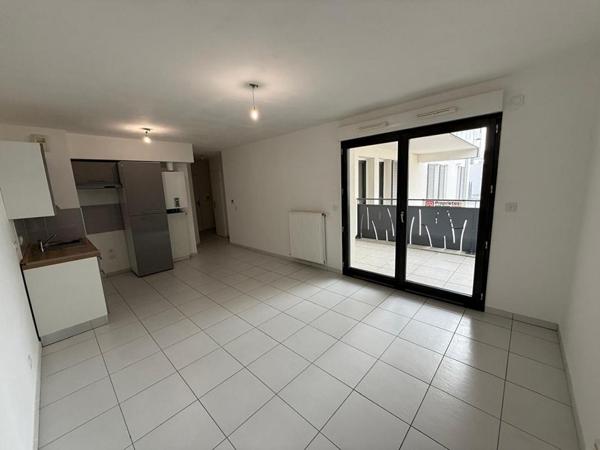 BONNEVILLE  ,Appartement 3 pièces 58 m2, refait à neuf,  220 000  euros