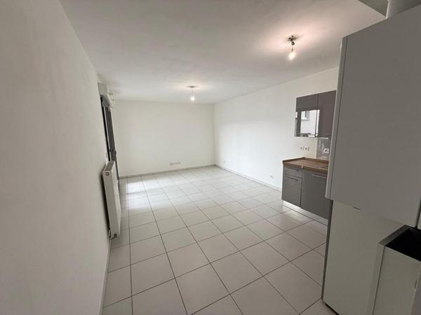 BONNEVILLE  ,Appartement 3 pièces 58 m2, refait à neuf,  220 000  euros