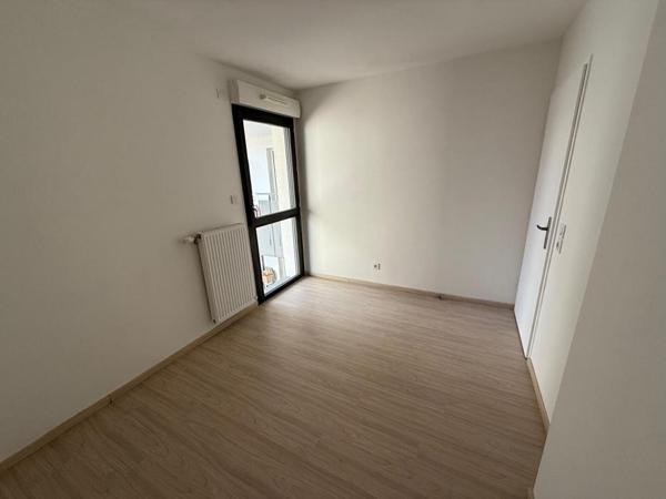 BONNEVILLE  ,Appartement 3 pièces 58 m2, refait à neuf,  220 000  euros