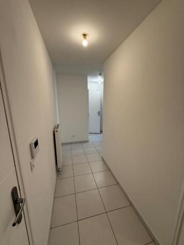 BONNEVILLE  ,Appartement 3 pièces 58 m2, refait à neuf,  220 000  euros