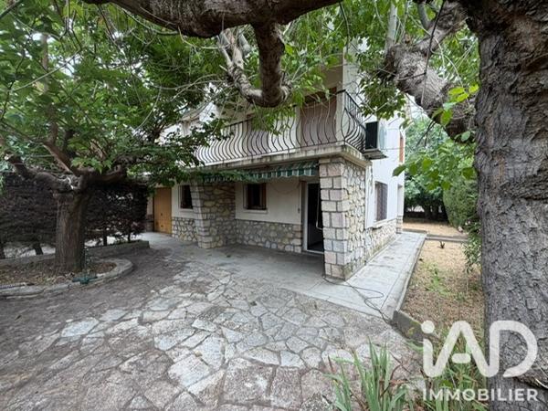 Maison à vendre 5 pièces 120 m² Nîmes