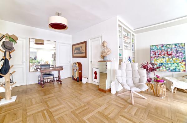 Paris (75008) Vente d'un viager d'exception à PARIS 8 Charles de Gaulle Étoile !