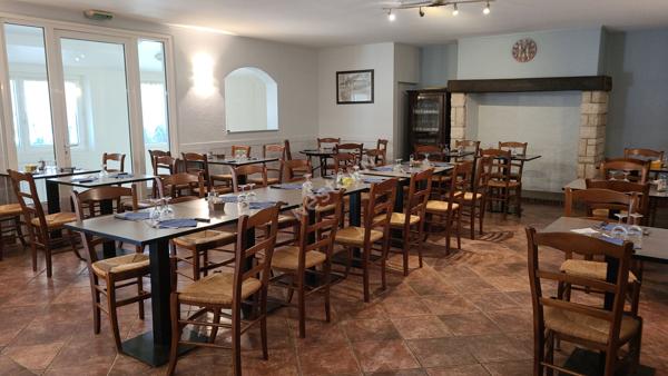 Restaurant au cadre boisé à Proximité de Blois - Opportunité Unique