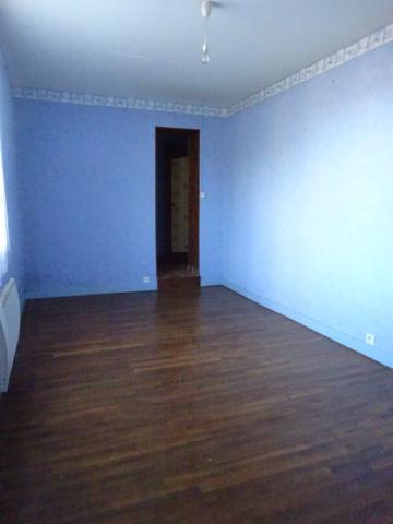 Maison 7 pièces CHAROLLES (71) -4 Chambres - Terrain 2797 m²