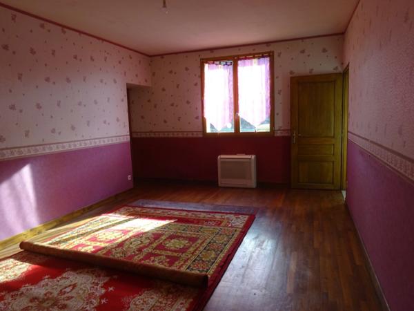 Maison 7 pièces CHAROLLES (71) -4 Chambres - Terrain 2797 m²