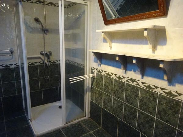 Maison 7 pièces CHAROLLES (71) -4 Chambres - Terrain 2797 m²