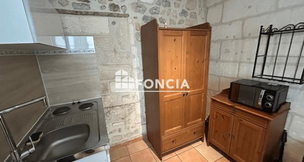 Location Studio meublé 11.56 m² - Arles 13200