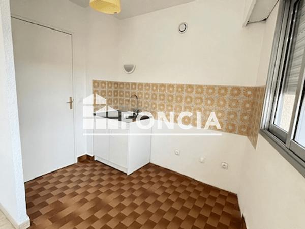 Location Studio 32.68 m² - 14 BD LOUIS ROUX St Laurent Du Var 06700