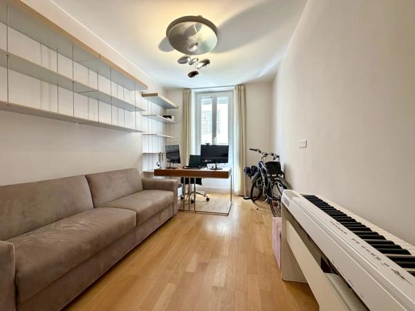 CANNES – BANANE / RUE D’ANTIBES – 4 PIÈCES – 96 M² – 3 CHAMBRES – 3 PIÈCES D’EAU – ENTIÈREMENT RÉNOVÉ - 06400 Cannes - Réf 86169020