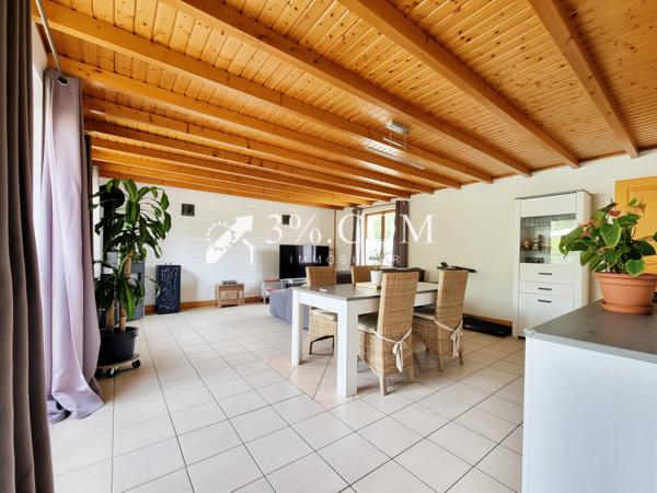 Maison
                                                                                                                                                                                                                                                                                                                        6 pièce(s)                                                                                                                                                                                                          5 chambre(s)                                                                                                                                                                                                          159.25  m²