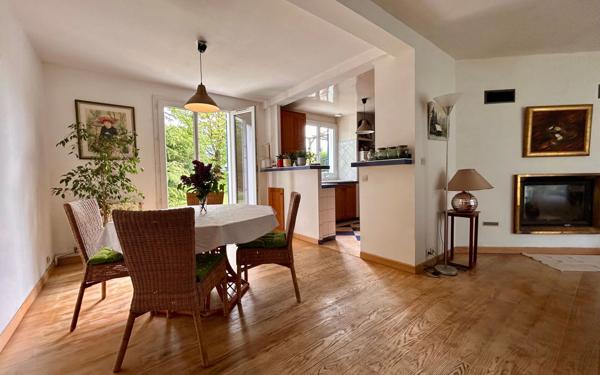 Maison à vendre    6 pièces •  Mennecy